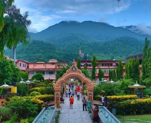 Parmarth-Niketan-Ashram-RIshikesh